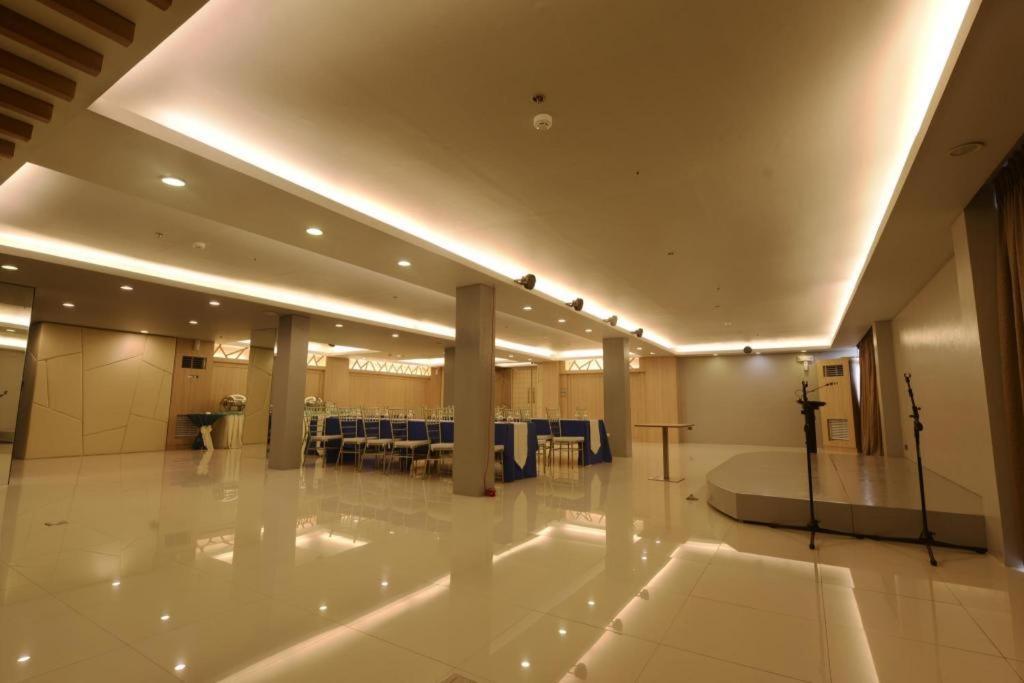 Hotel Estrella Tacloban Ngoại thất bức ảnh